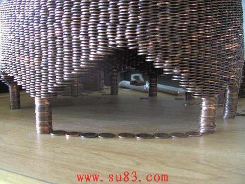 su83_com's tweet image. how did they even get it 2 stand up like that .......