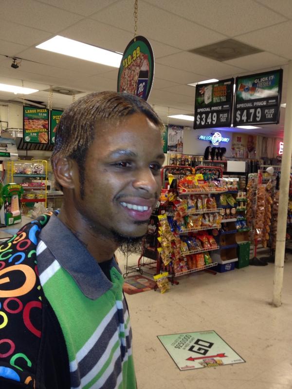 BiigFiine9's tweet image. LMAFO #FOOLASS RT "@latika815: "@KingMoney_99: Baby oil fried dyed and laid to da side 😭😂😹 http://t.co/QOzGuj0w""""LMMFAO @that nigga"