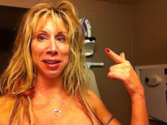 Fresh fucked http://t.co/TRWjTdji<a href="/tag/xxx"class="tags"><span>#xxx</span></a><a href="/tag/milf"class="tags"><span>#milf</span></a><a href="/tag/trucks"class="tags"><span>#trucks</span></a><a href="/tag/sexinatruck"class="tags"><span>#sexinatruck</span></a>