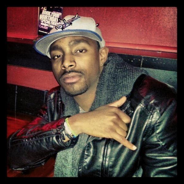 nwohashtag's tweet image. [pic] @ instagr.am/p/USRC7-MuaH/ :: Loungin #YouSeeMe #NWO #SpikeLife #Dupe by pnut2dupe