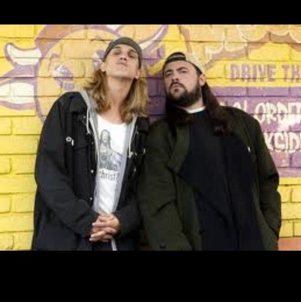 samsmokesjoints's tweet image. Yo baby u ever had ur asshole licked by a fat man in an overcoat?!?! #jayandsilentbob #strikeback #clitmaster