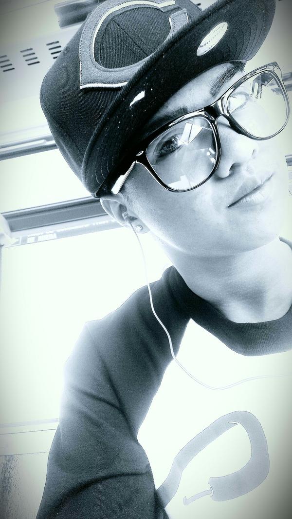 R_Barbiee's tweet photo. I'm so Asian I love it:) http://t.co/emdurvSC