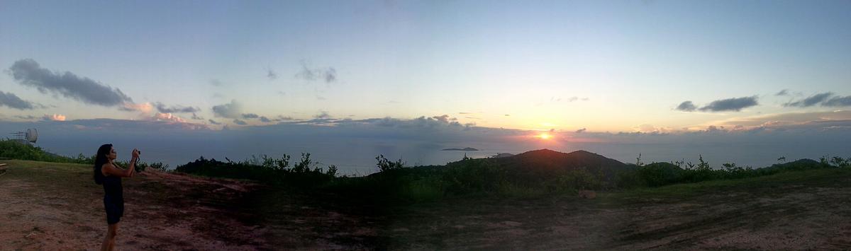 krazychemist's tweet photo. Sunset from Zimbabwe... The highest point on Praslin island. http://t.co/qyFx47ZB