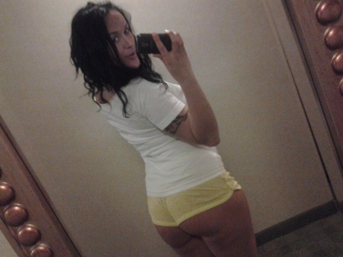 Okay well be used to be shorts... http://t.co/Iy98Xuc3<a href="/tag/happybirthday"class="tags"><span>#happybirthday</span></a><a href="/tag/missyou"class="tags"><span>#missyou</span></a><a href="/tag/babydaddy"class="tags"><span>#babydaddy</span></a><a href="/tag/freeduncebnw"class="tags"><span>#freeduncebnw</span></a>