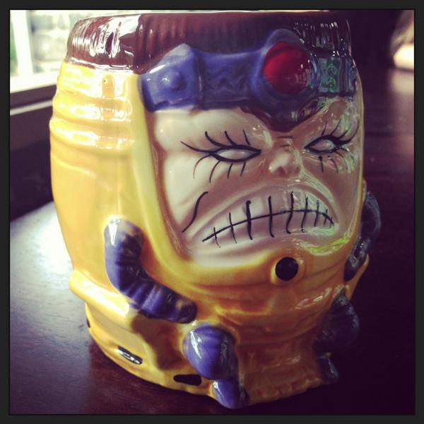 thatjarrodwelsh's tweet image. I don&apos;t think so. But that @Aqualec kid might have @andrew_shaw23 did I enter this in the #MugChallenge?  @stevesparke