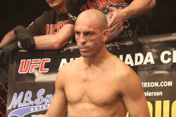 SportTesting's tweet image. 3 is a MMAgic number! #SportTesting backs our #MMA advisor @seanpierson to continue win streak @UFC 158. #teampunisher