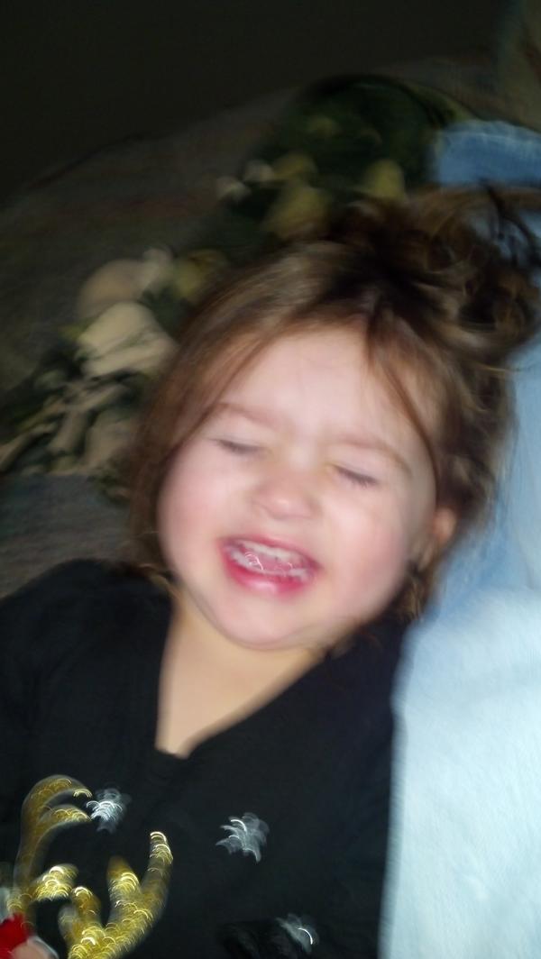 basmfeld's tweet photo. #doitagain tickle me! http://t.co/v2ih1tJO