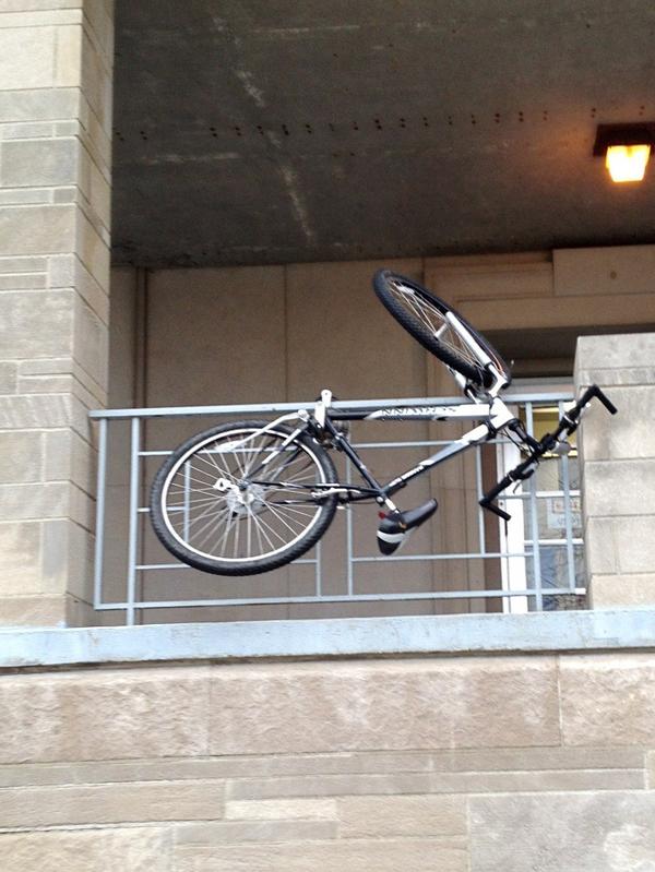 ThoughtsByWill's tweet image. #FreshmenProblems