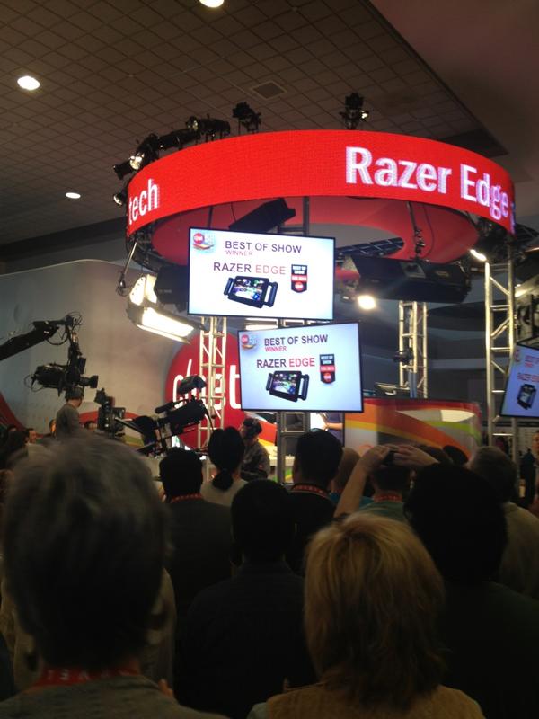 CES tweet picture