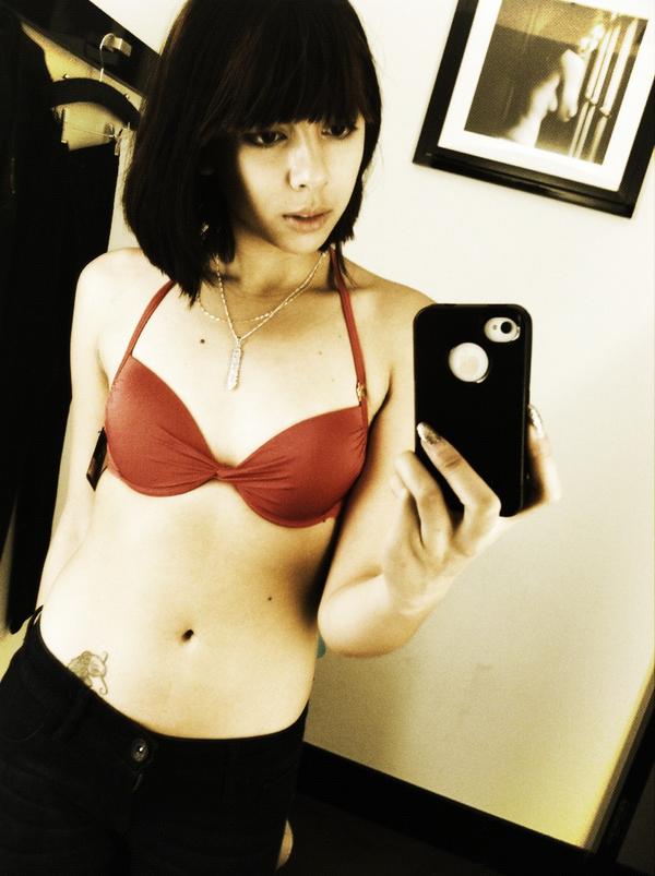 ModelKali's tweet image. Can I spend all summer in a bikini? #VS #VictoriaSecret #bikini