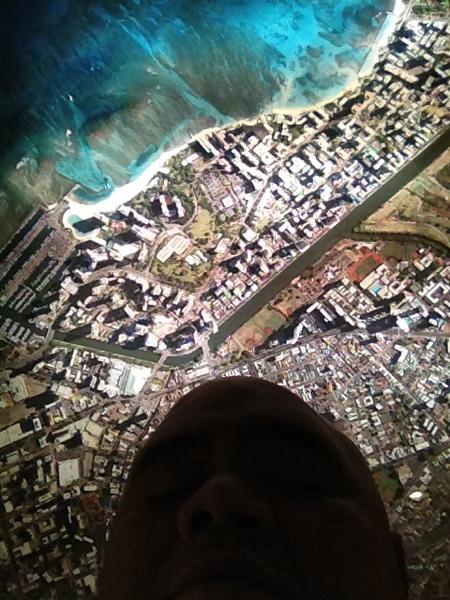TaylorWily's tweet photo. Sky Diving Hawaii Nei !!!! http://t.co/LZ0rPRDV