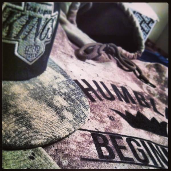 hbxapparel's tweet photo. Hoodies whole bunch of sizes tommoro #humblebeginnings #stayhumble #indieline #underground #customline #customsnap http://t.co/Q1X2vr5w