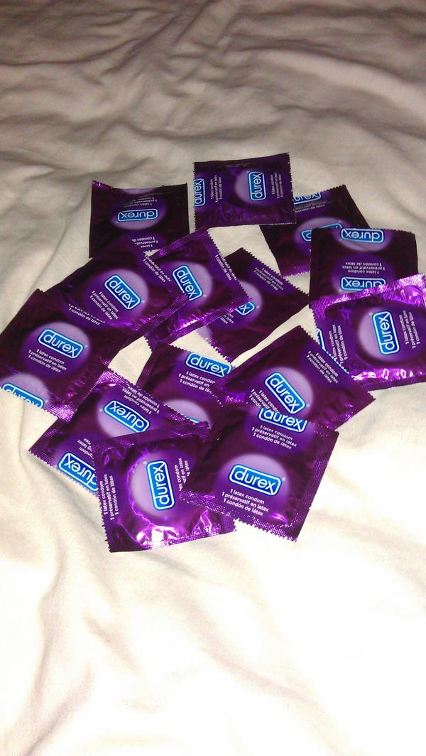 Wheres_Pip's tweet photo. @odd_rob  pip has been set free therefore I am fantastic. Although i am down to my last 15 rubbers!! #vegas http://t.co/0UgJGIZe