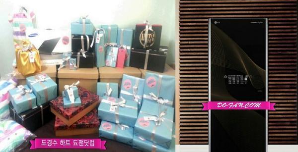 _EXOLINE12's tweet photo. *_* ของขวัญวันเกิดของ ศรีโด้~  จาก do-fan fansite (c) do-fancom   #ขอกล่องน���งดิ- -" http://t.co/QCIpTfiX