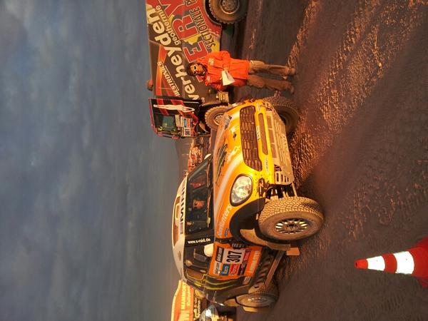 Didier_Veracini's tweet photo. contrpl a la salida del bivouac http://t.co/AAetoJL9