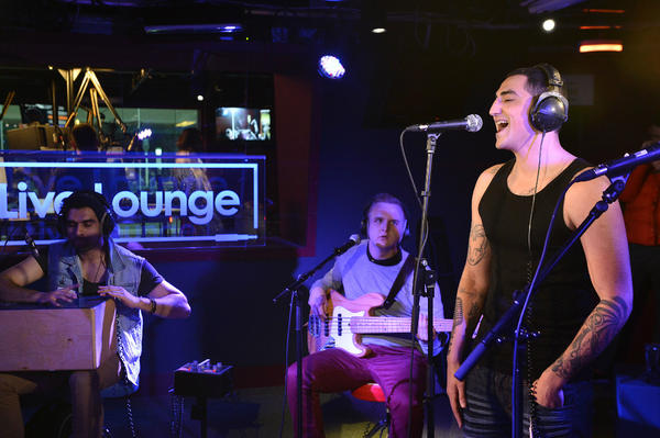1Xtra's tweet photo. Miss #HotFor2013 artist @MicRighteous’s AMAZING #LiveLounge?Check his @GabrielleAplin cover here>>http://t.co/HUvN5C5J http://t.co/VaeVlHtI