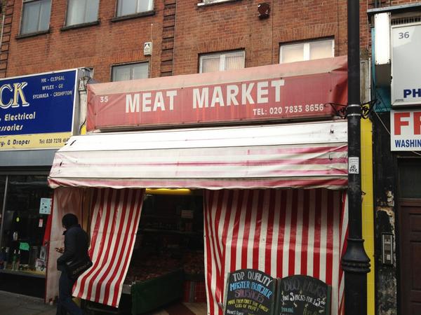 Rusty_Rooster's tweet image. Lunchtime #meatmarket #snags
