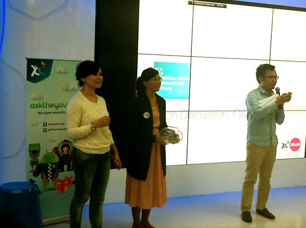 myXL's tweet image. Aheeey... Pengundian doorprize! :)) #SMSCHore