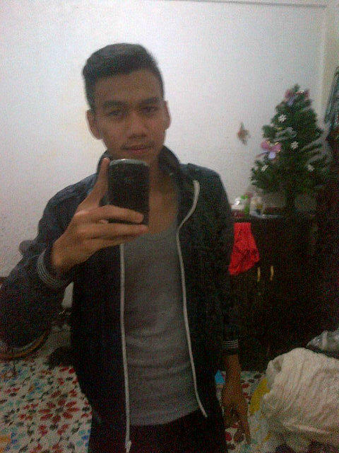 dhiravansky's tweet photo. Optimis dan trtap semangat :) http://t.co/22yGctWW