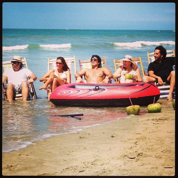 turcacat's tweet photo. “@gsegale: Cooomo?#promoplaya @EnContactoEc @EfrainRuales @DiegoSpotorno @ursulastrengech @flacaguerrerog @DianaArrobo http://t.co/saepa5nB”