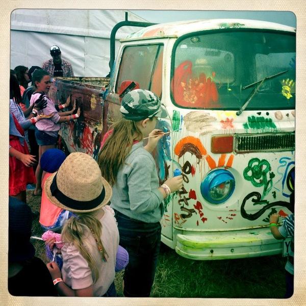 TrevorAMusicFes's tweet photo. Pimping Trev's old Combi! http://t.co/GXFxJX0a