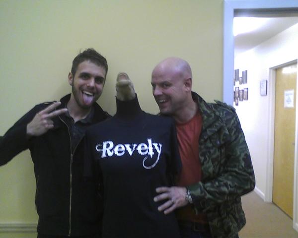 ashlygrano's tweet photo. These guys are true friends! Drove two and a half hours to hang with us tonight http://t.co/l3r5shRO