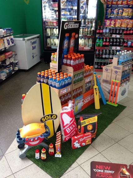 Skyemariri's tweet photo. Cute summer display at Appin. http://t.co/t7o97rcf