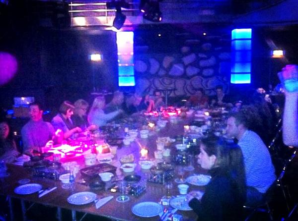 Nieuwjaarsborrel van @Club_Elsombrero   Hapje eten en biertjes drinken #luvit