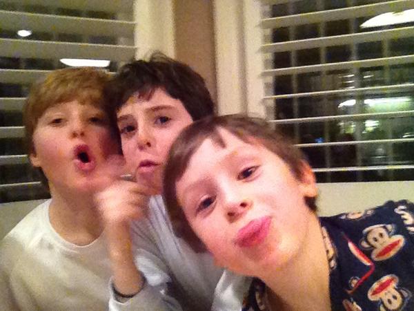 Jackie de Botton tweet media