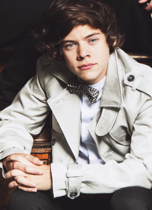 flopyvalle's tweet photo. Retweet if you love Harry Styles ♥ [follow me, I follow back] http://t.co/5DkgbTWJ