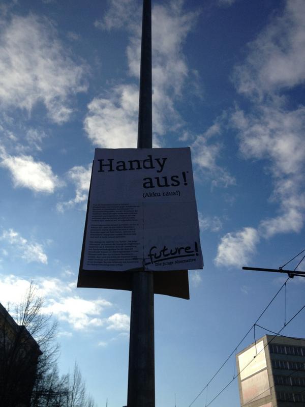 Future informiert über Erfahrungen mit IMSI Catcher auf der <a href="/DemokratieMeile/">Meile der Demokratie</a> 2012 #MDnazifrei