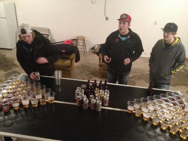 Deanerr12's tweet image. 45 cup beer pong really got us dickered.#reckless @dunn04 @LJohnson00 @Wyattdz @milkjuggy