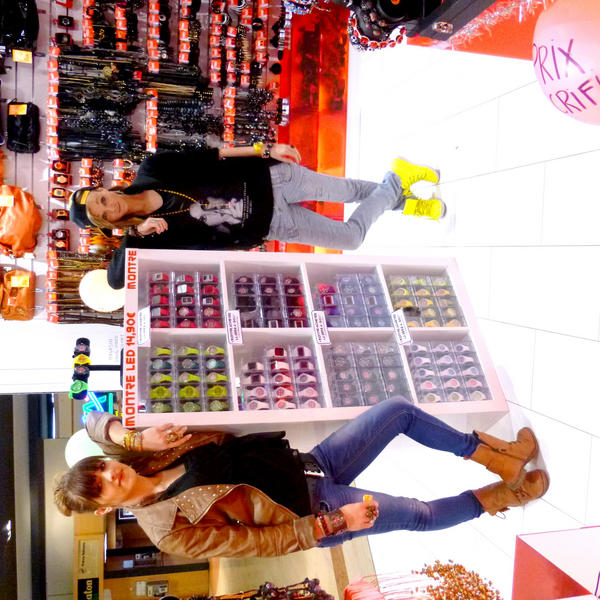 freesideaccess's tweet image. CECE &amp;amp; SOSO VOUS ATTENDENT EN MAG !!!!! GOOOOOOOO :)