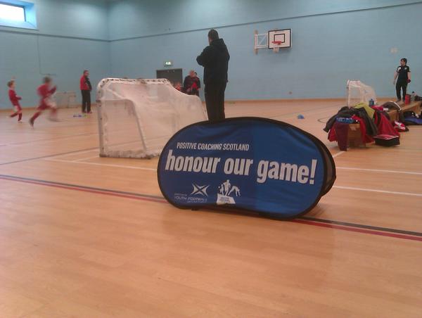 Brilliant 2nd week indoors @ dundee fun fours, glad to be inside. 2 new teams. Loving it #growingthegame