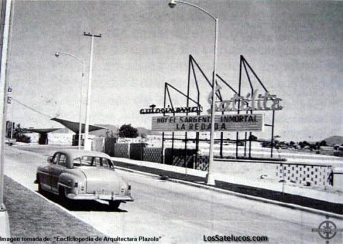 SateliteServpub's tweet photo. Autocinema satélite http://t.co/fxD35GYk
