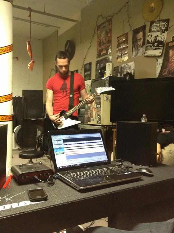 rat_battalion's tweet image. #sexualmagic #recordingprocess #iwishididmorethanbass