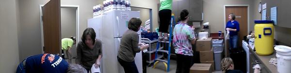 msumSTLF's tweet photo. Just got done serving with some awesome down to earth people at the Gladys Ray shelter! #iserve http://t.co/0IWfPjMF