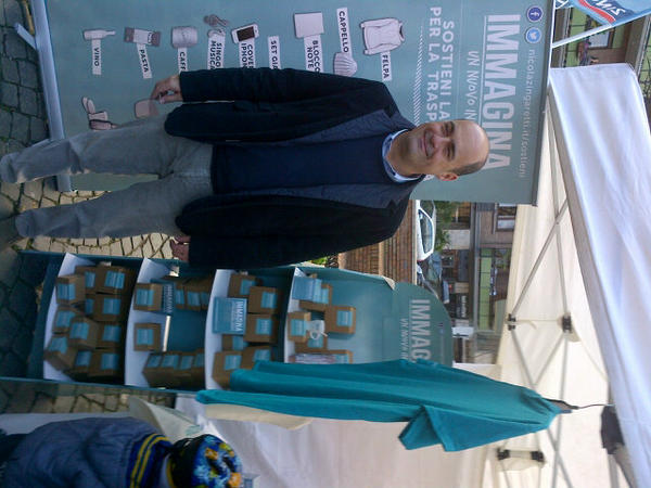 tobiazevi's tweet photo. Un modo sobrio, trasparente e pulito per sostenere la campagna elettorale. @nzingaretti @testaccio http://t.co/VeexpsN7
