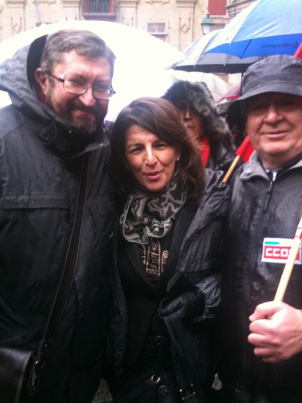 Yolanda_Diaz_'s tweet photo. Con Xabier Ron http://t.co/FvRESYPD