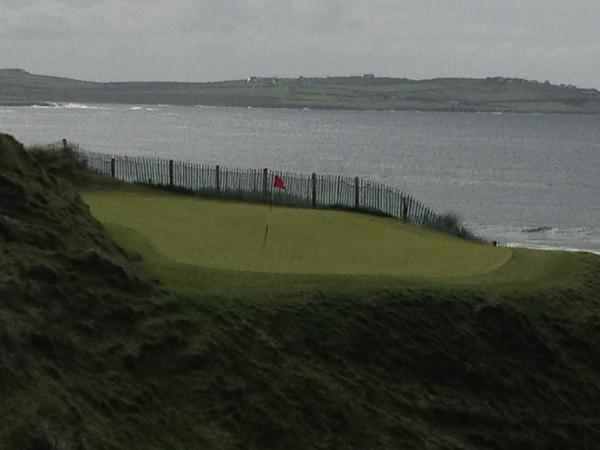 IrishGolf's tweet photo. My favourite Par 3 in the country http://t.co/JWOVV6IE