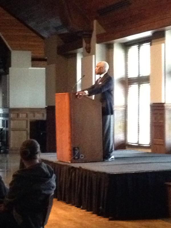 RhodesBonner's tweet photo. Mayor A C Wharton welcoming students to MLK day of service http://t.co/7FPGR9D3