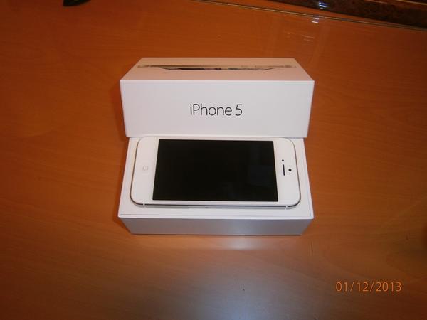 Finally, my new toy! :) #iPhone 5
