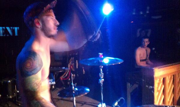 CLeeP3's tweet photo. Pretty close to @joshuadun at the @twentyonepilots #topsecretshow needless to say, I can't hear anything. http://t.co/et90Tn60