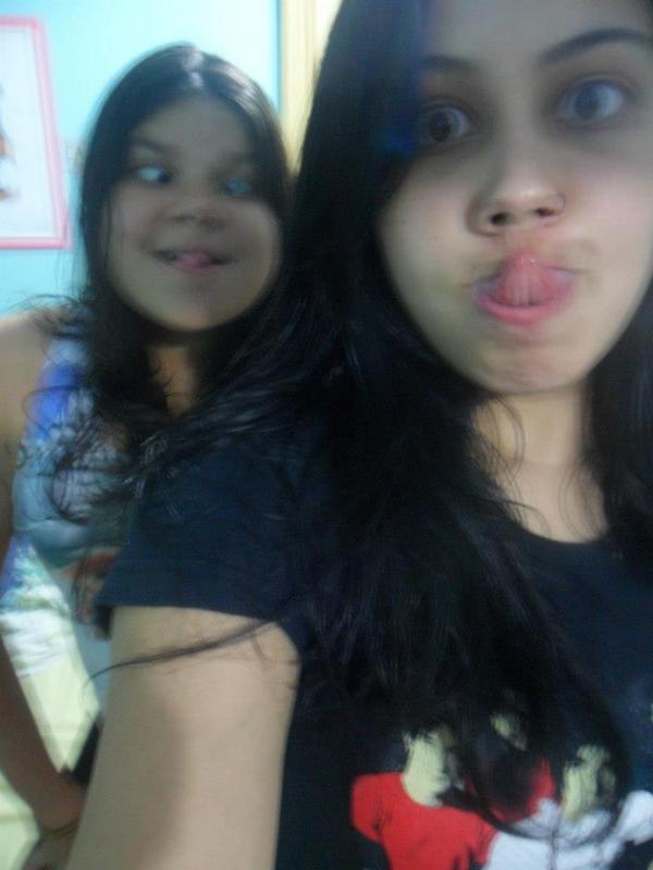 Lari_lrodrigues's tweet photo. @_tictaac http://t.co/EMVpQfwF