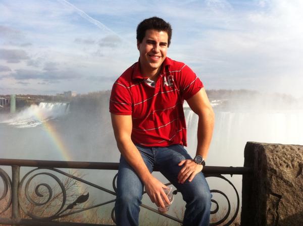ericksharp's tweet photo. Beauty summer day at the falls with my bro! #globalwarming #forthewin http://t.co/WYz3bJNE