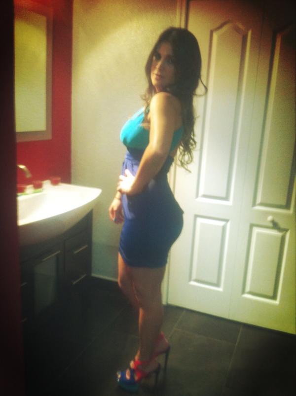 krazee_art's tweet photo. @MariaEValentino @mariaelizaswim u should take @yadysam to model
those #swimsuits ... #hardcoreMilf http://t.co/cZFQrjcq