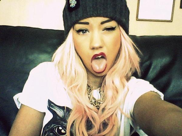 PostBadGirl tweet picture