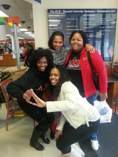 ASH_isGOLDEN's tweet image. 11s and 12s from '93 and spring 11. #fdbdlove #HTmade