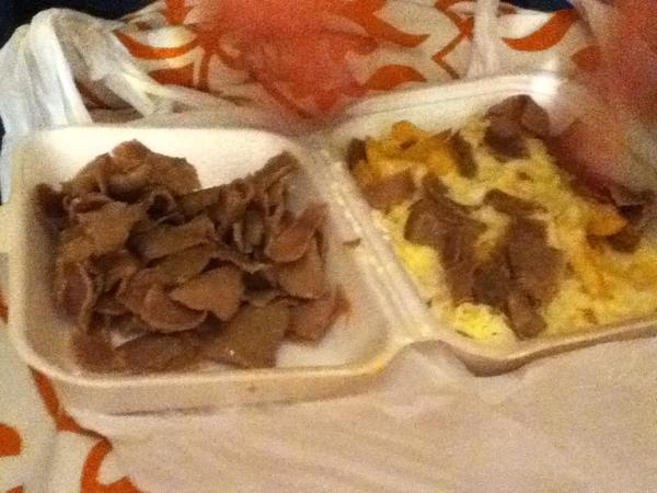 jack_smithhh's tweet image. alana comes in with donnar, chips and cheese, best sister there is #topsis