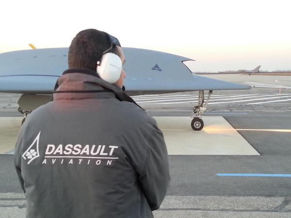 thibaudeauv's tweet photo. Dassault nEUROn http://t.co/b1y0E9UE
